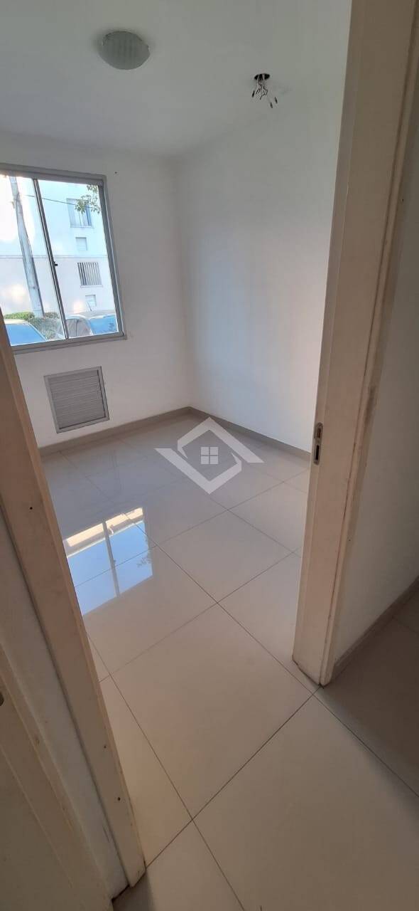 Apartamento à venda com 1 quarto, 45m² - Foto 11