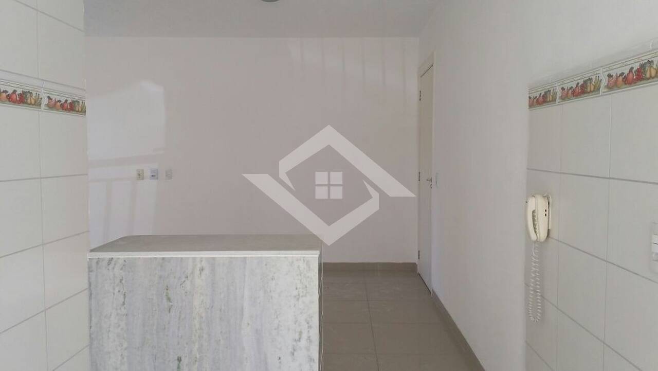 Apartamento à venda com 1 quarto, 45m² - Foto 18