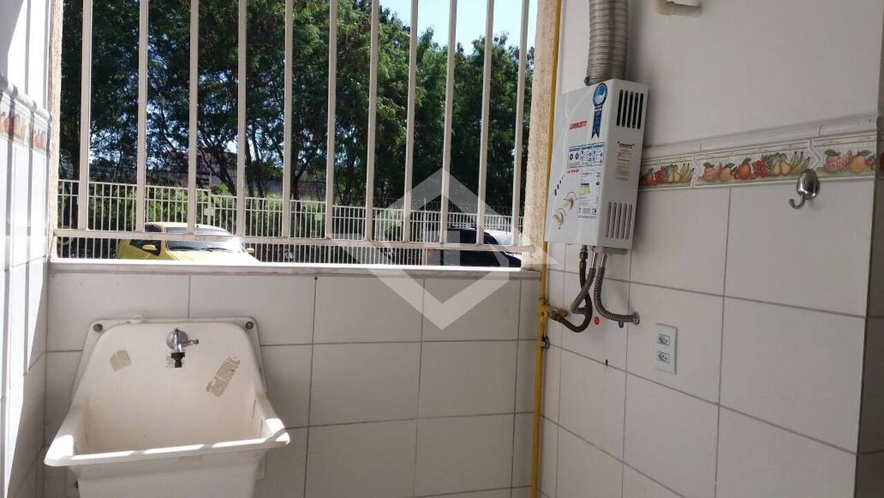 Apartamento à venda com 1 quarto, 45m² - Foto 17