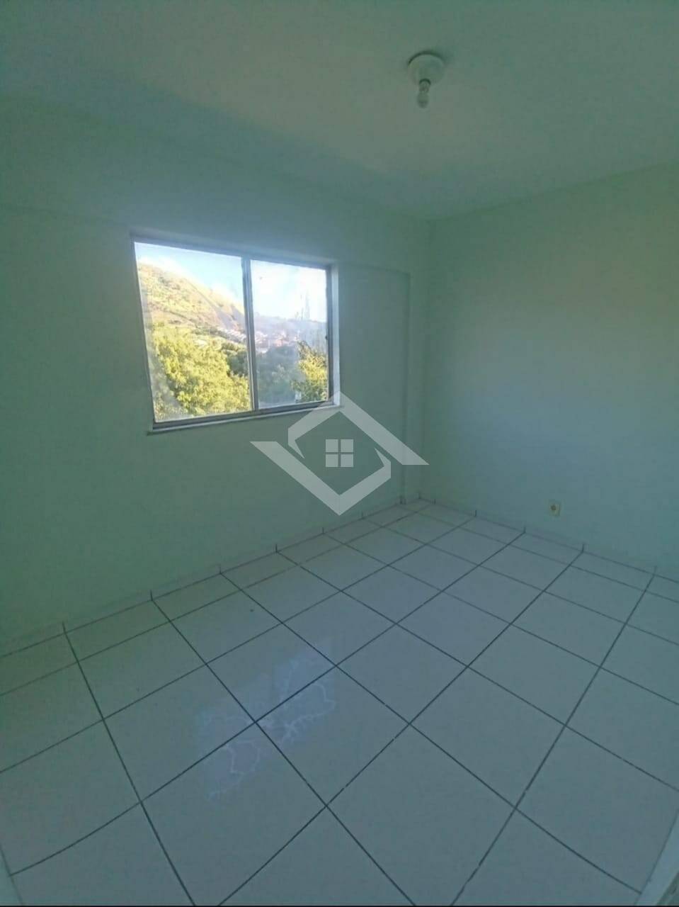 Apartamento à venda com 2 quartos, 50m² - Foto 4