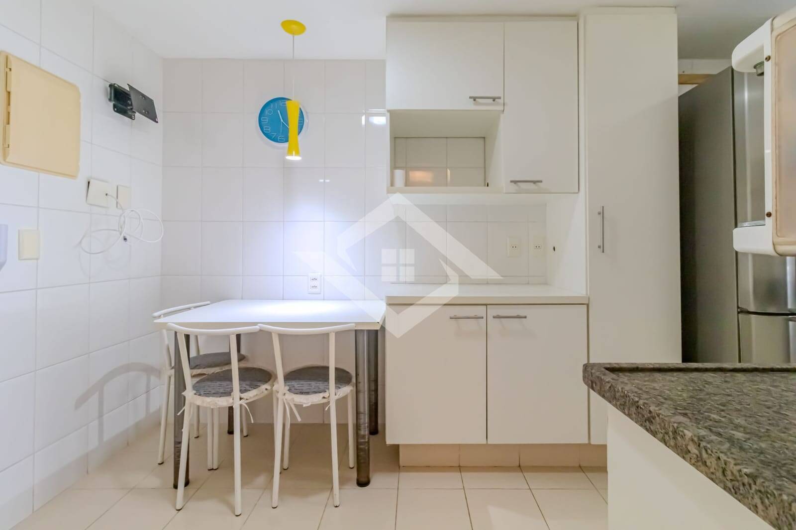 Apartamento à venda com 3 quartos, 110m² - Foto 6