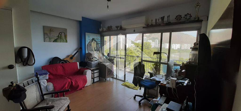 Apartamento à venda com 2 quartos, 90m² - Foto 4