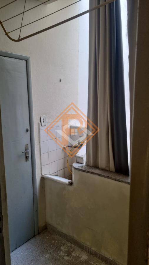 Apartamento à venda com 2 quartos, 80m² - Foto 8