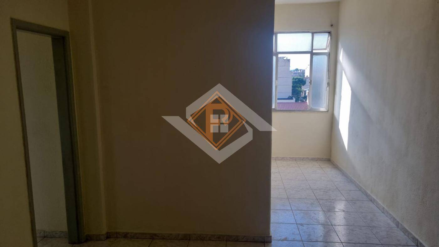 Apartamento à venda com 2 quartos, 80m² - Foto 13