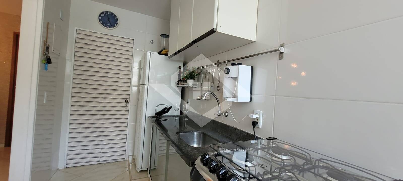 Apartamento à venda com 2 quartos, 66m² - Foto 16