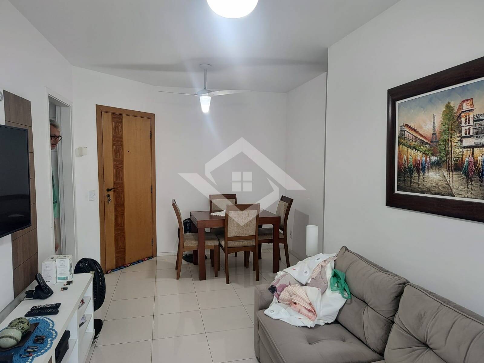 Apartamento à venda com 2 quartos, 67m² - Foto 4