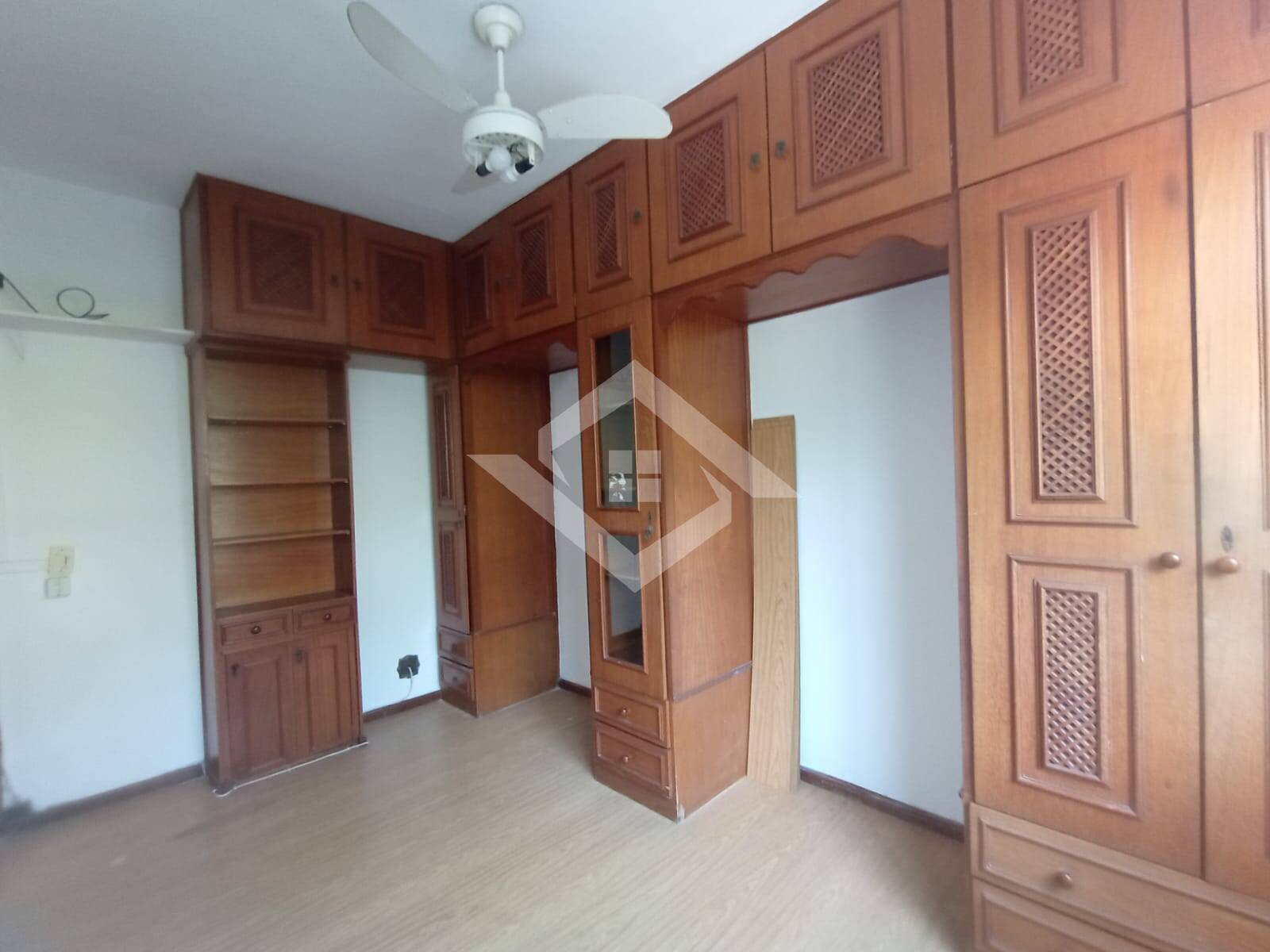 Apartamento à venda com 2 quartos, 53m² - Foto 18