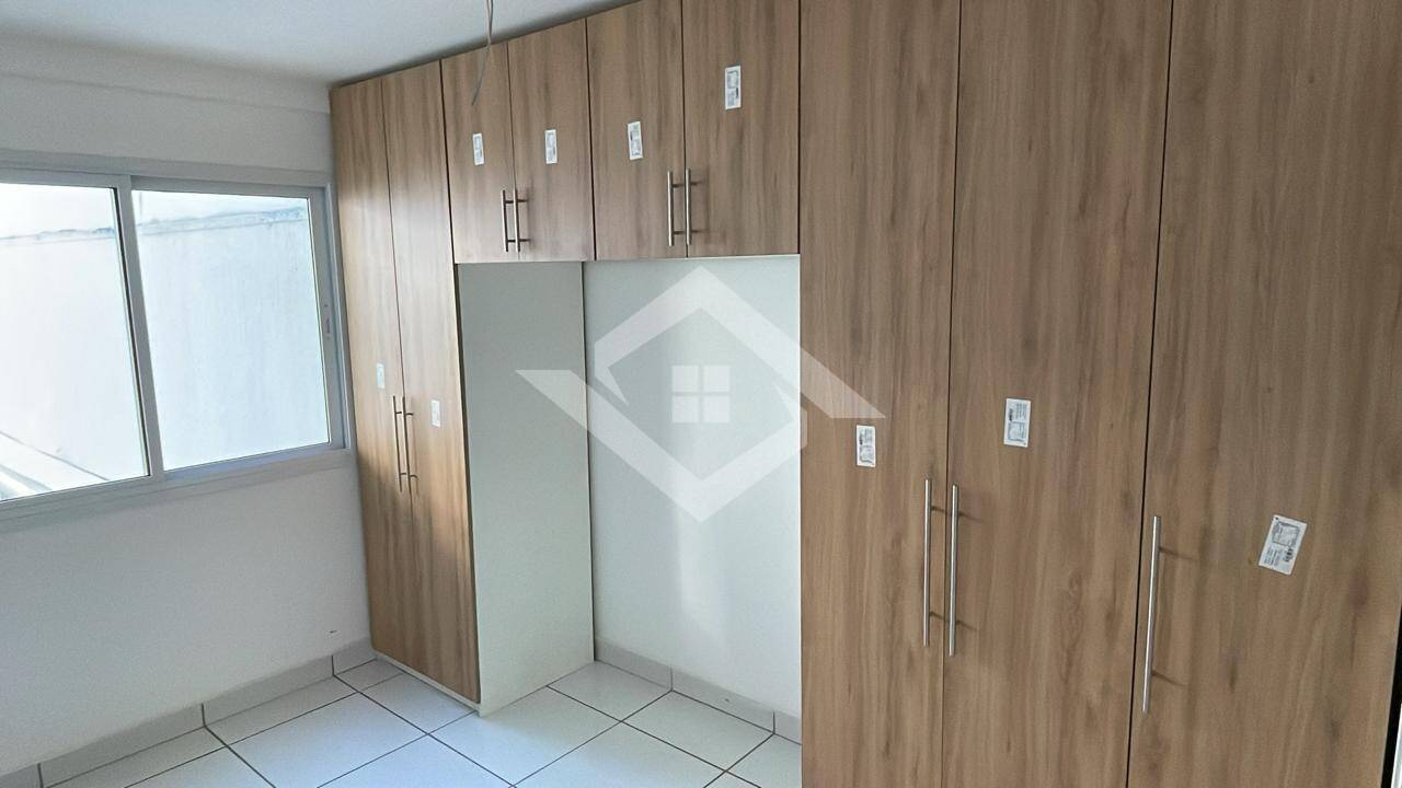 Apartamento para alugar com 2 quartos, 66m² - Foto 4