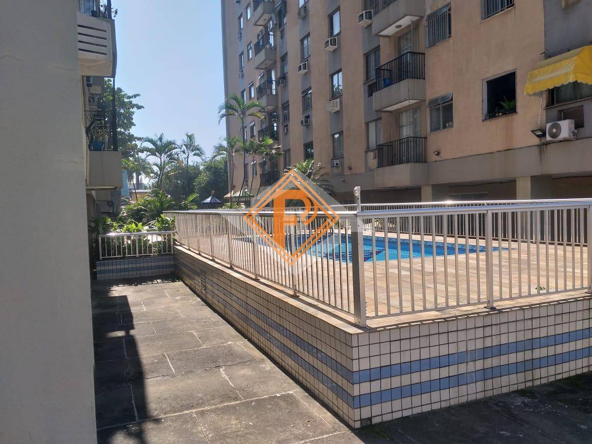 Apartamento à venda com 2 quartos, 56m² - Foto 2