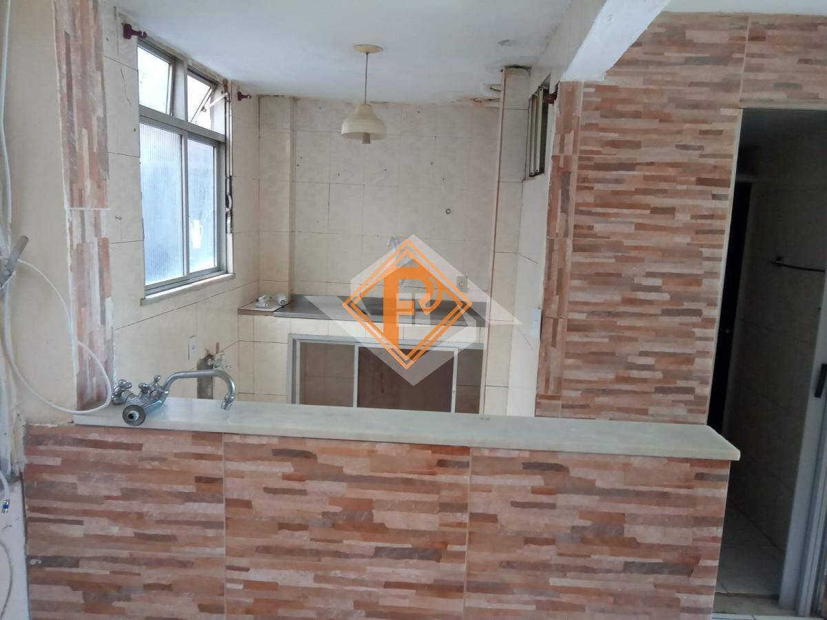 Apartamento à venda com 2 quartos, 55m² - Foto 13