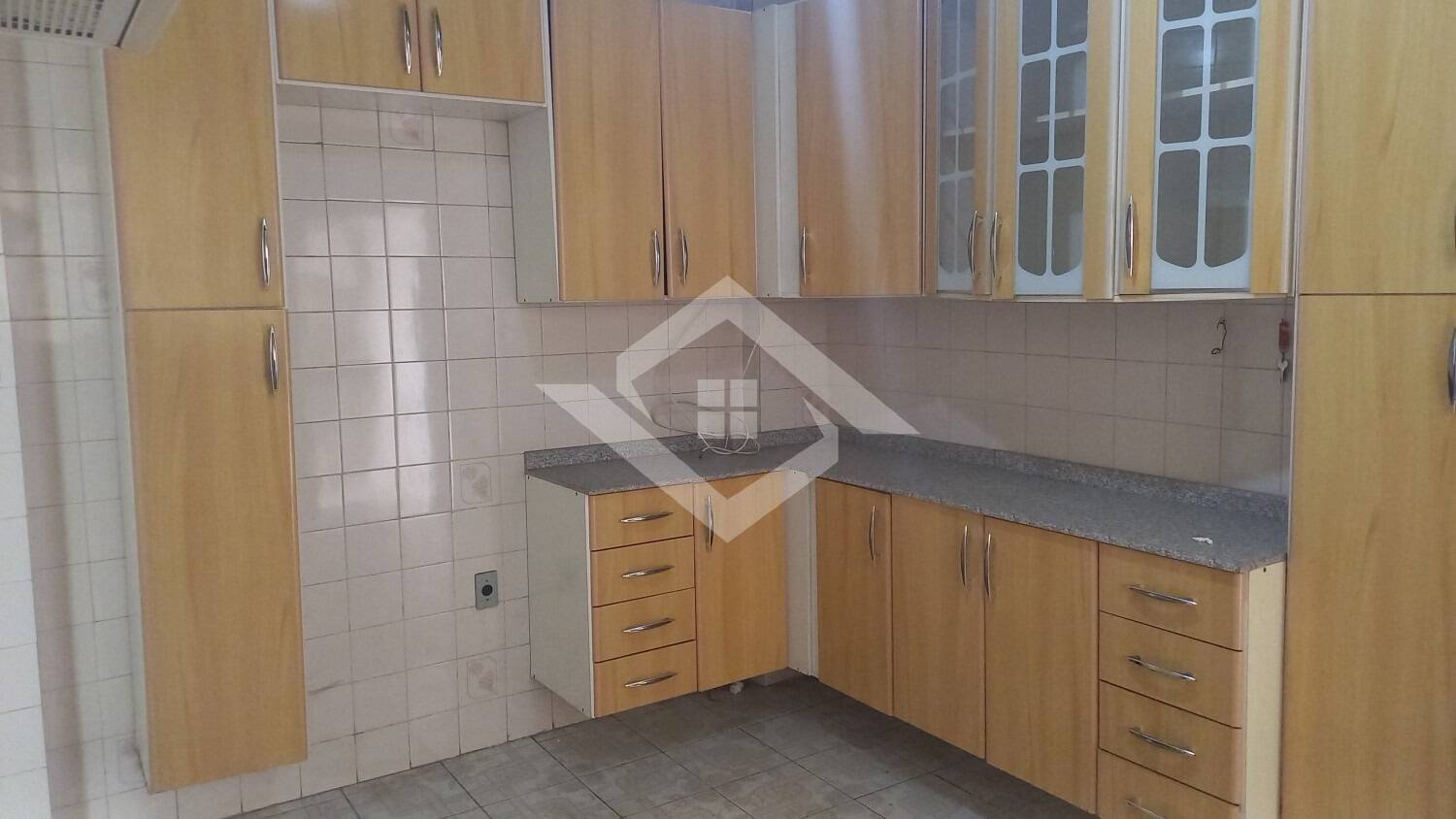 Casa para alugar com 4 quartos, 128m² - Foto 17