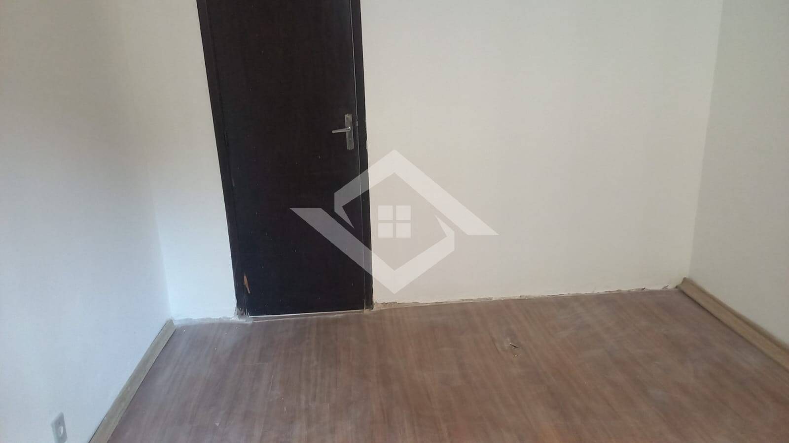 Casa para alugar com 2 quartos, 84m² - Foto 14