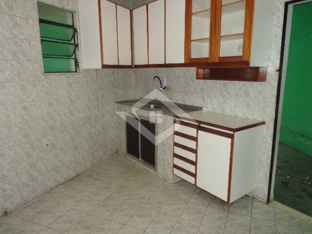 Casa de Condomínio para alugar com 2 quartos, 94m² - Foto 8