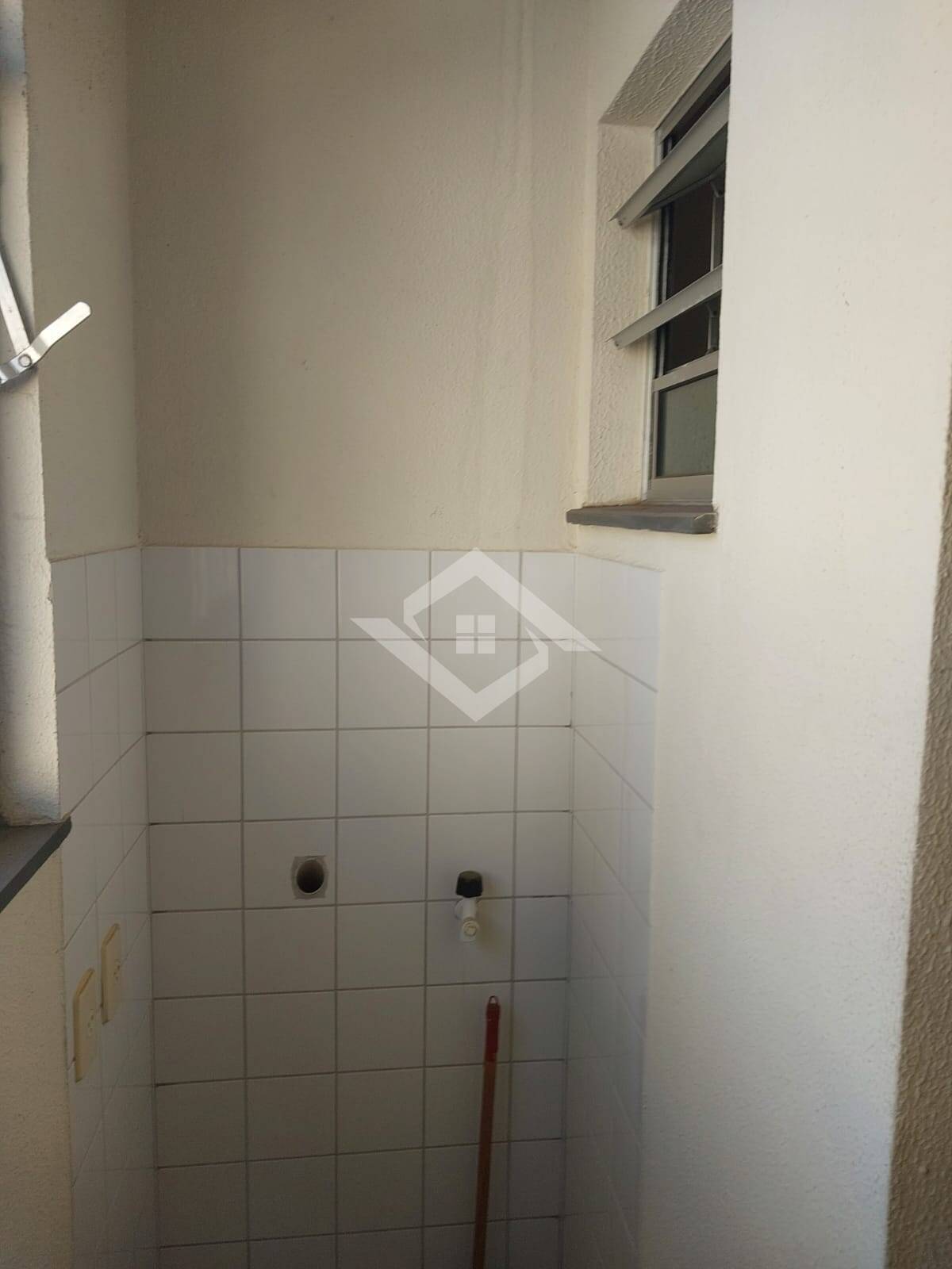 Apartamento à venda com 2 quartos, 45m² - Foto 3