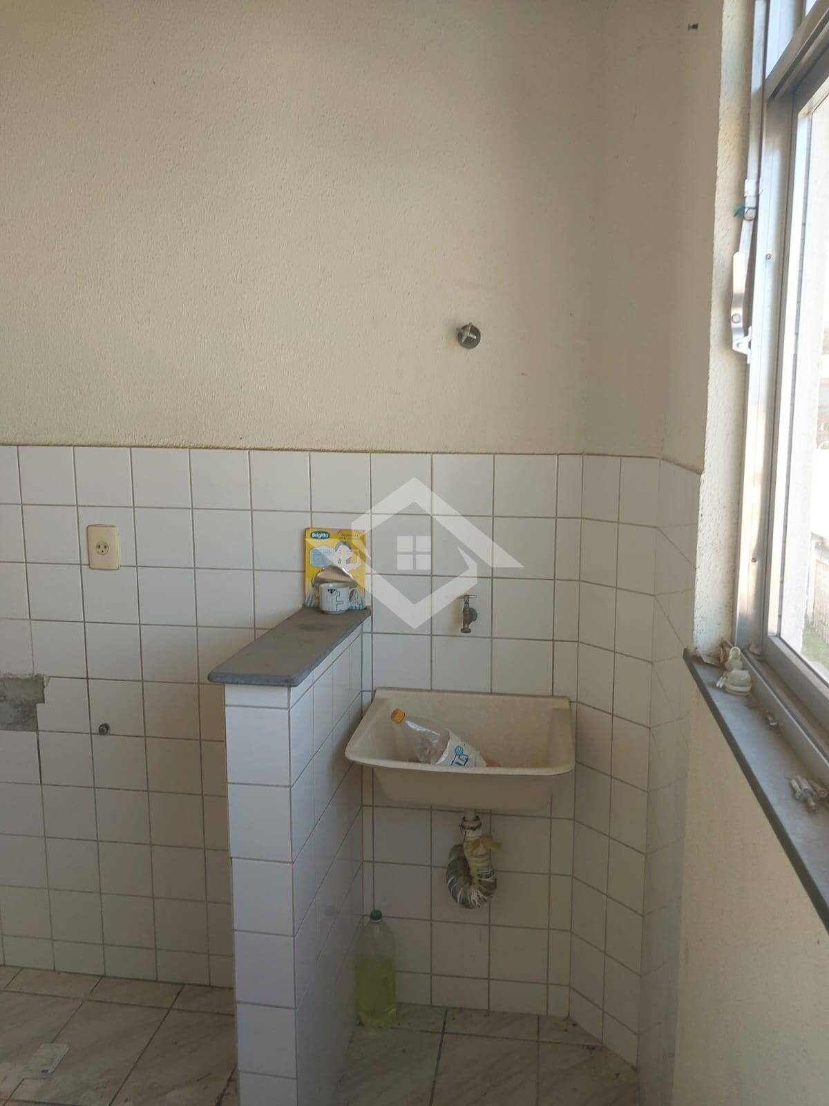 Apartamento à venda com 2 quartos, 45m² - Foto 4