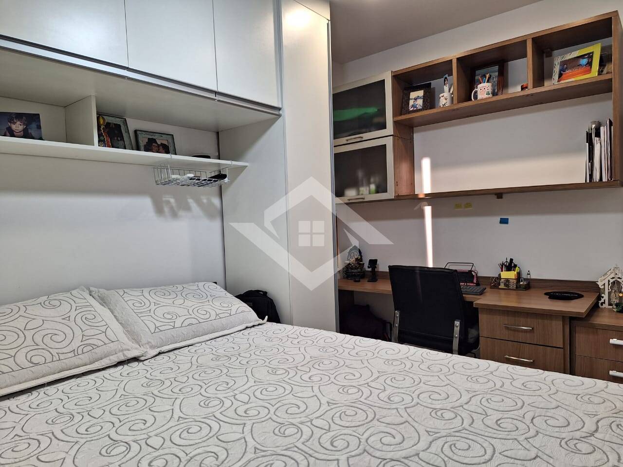 Apartamento à venda com 2 quartos, 50m² - Foto 12