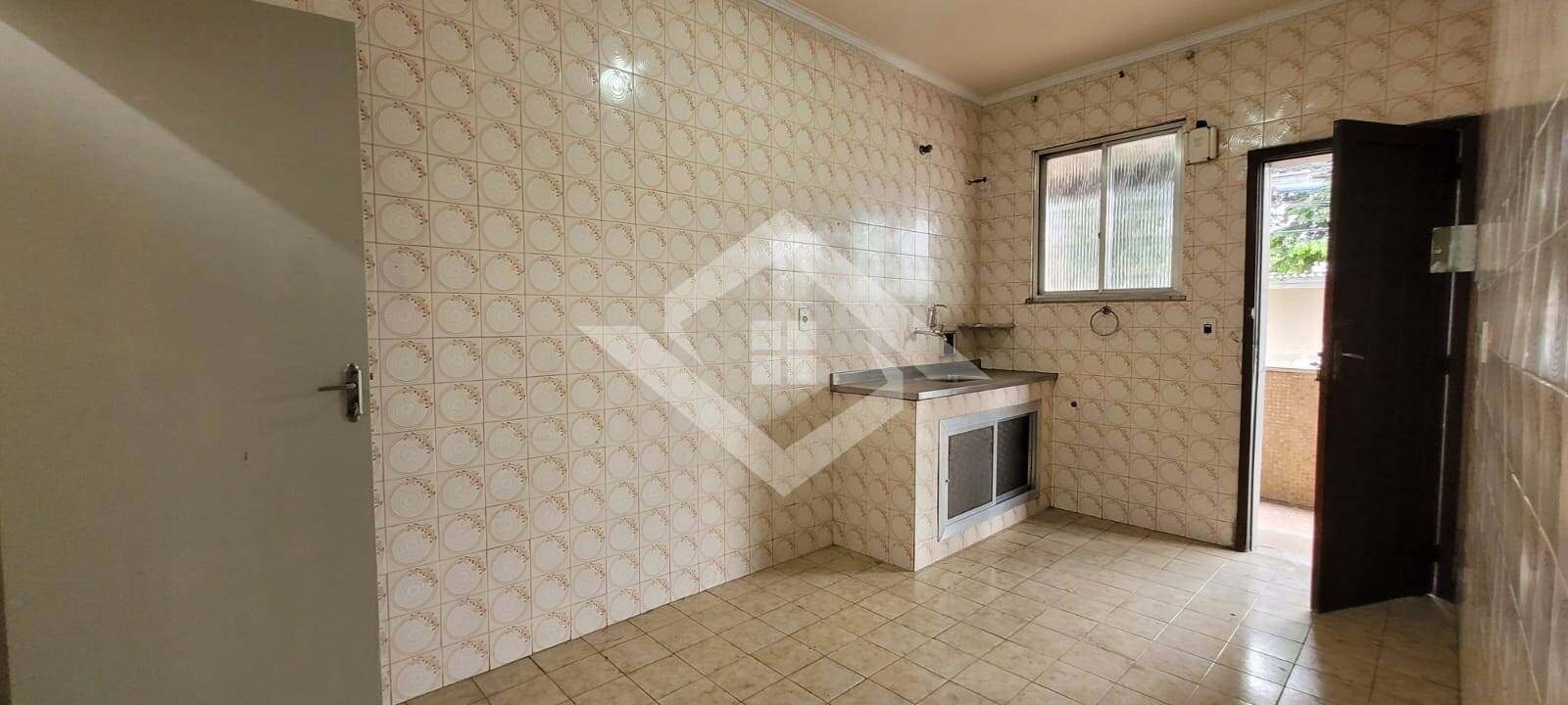 Casa à venda com 2 quartos, 78m² - Foto 10