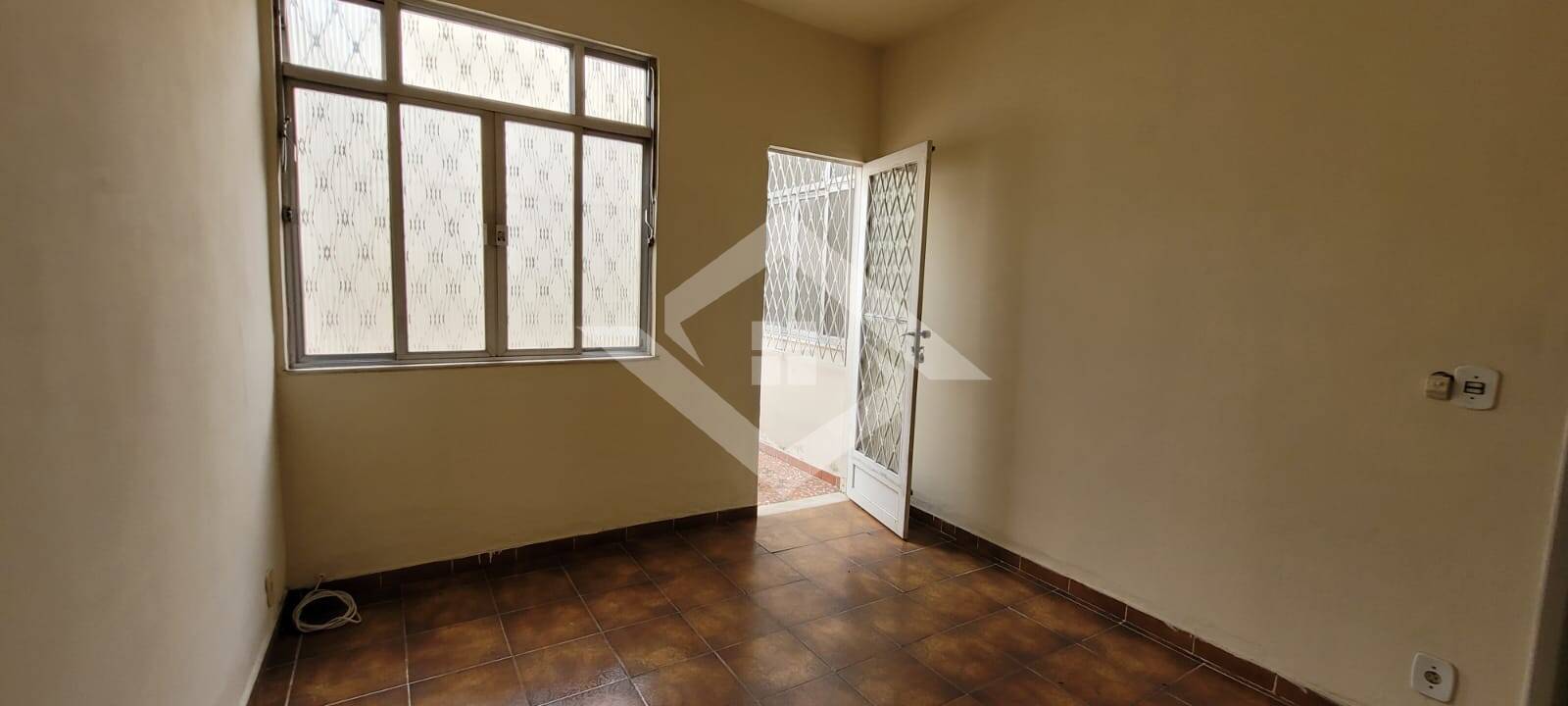 Casa à venda com 2 quartos, 78m² - Foto 21