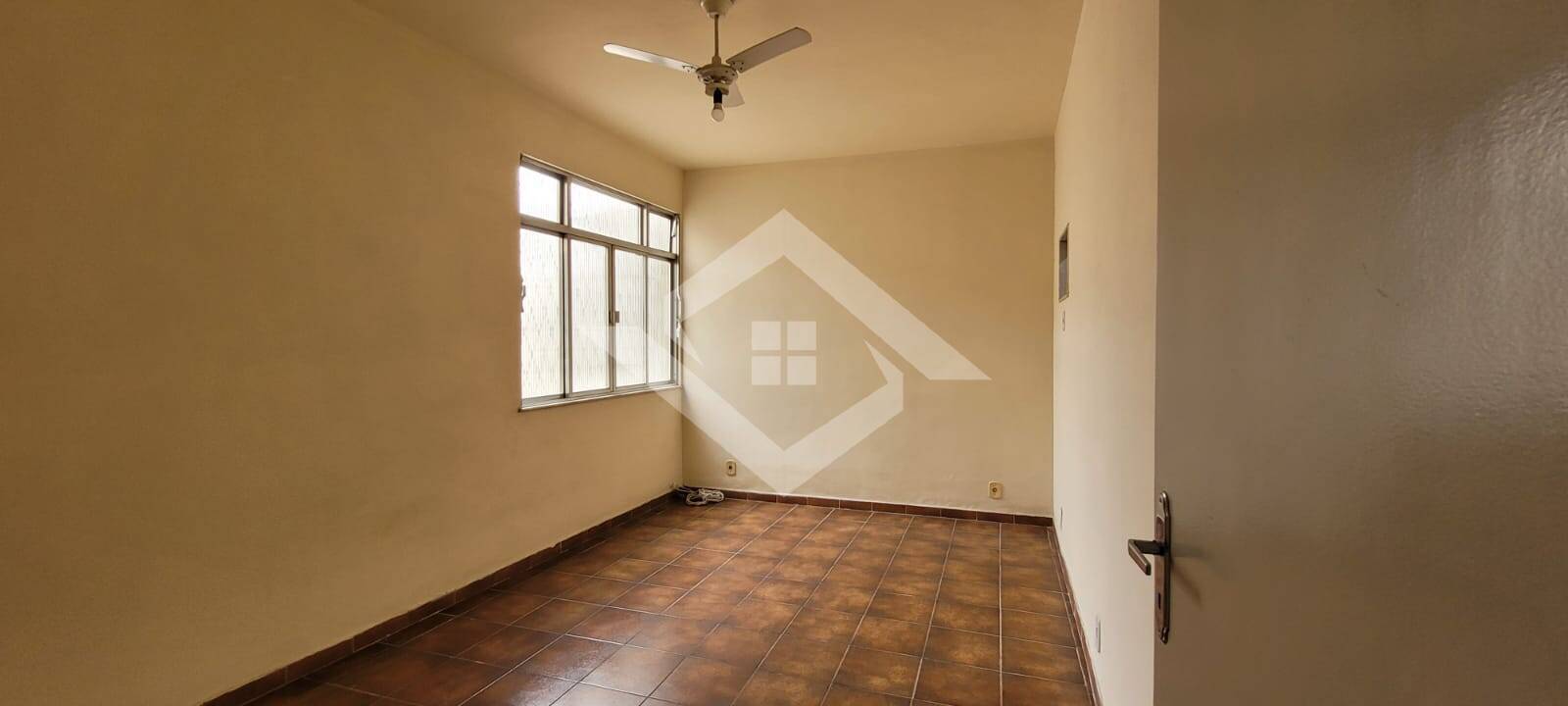 Casa à venda com 2 quartos, 78m² - Foto 22