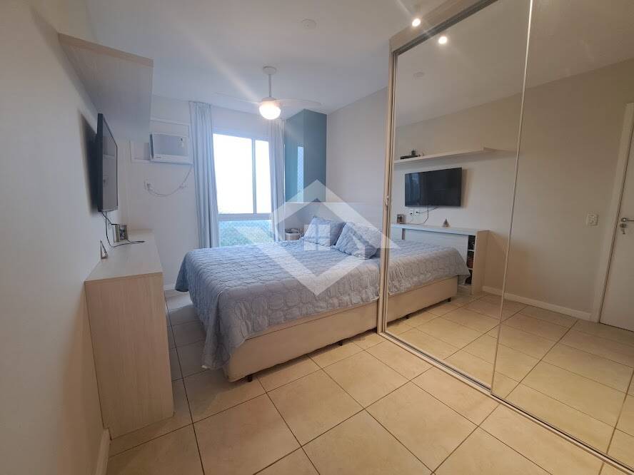 Apartamento à venda com 2 quartos, 70m² - Foto 12