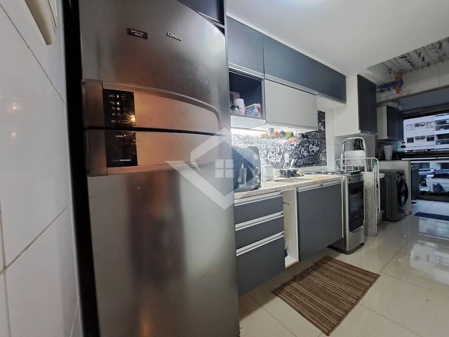 Apartamento à venda com 3 quartos, 83m² - Foto 9