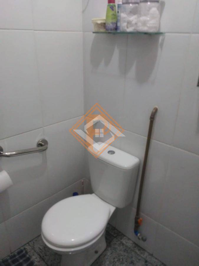 Apartamento à venda com 2 quartos, 43m² - Foto 17