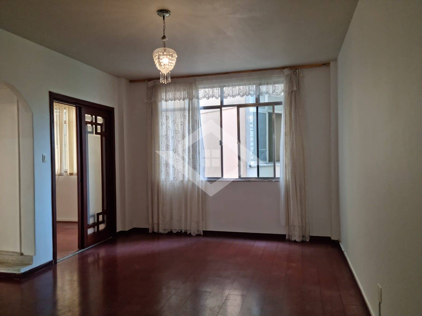 Apartamento à venda com 4 quartos, 175m² - Foto 3