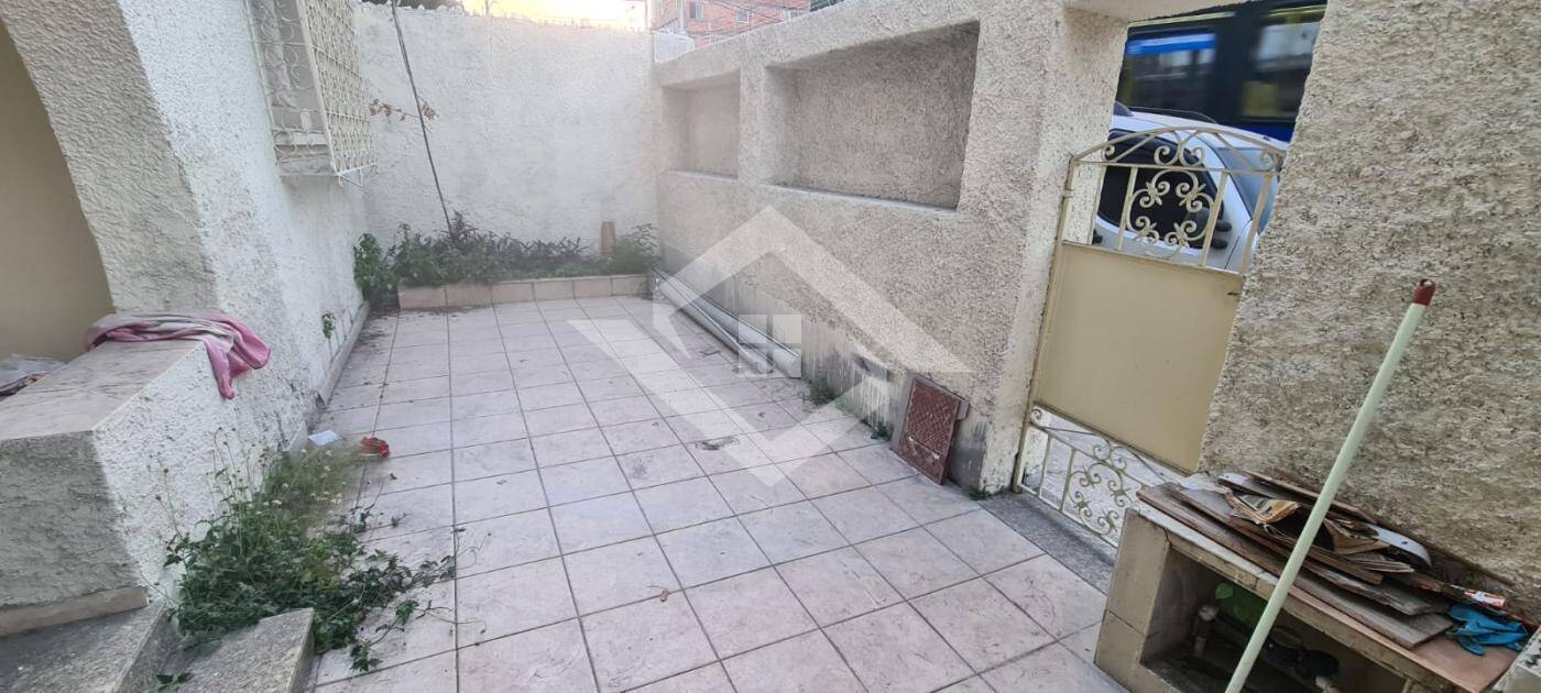 Casa à venda com 3 quartos, 80m² - Foto 2