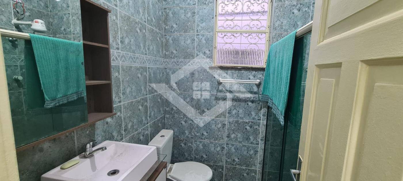 Casa à venda com 3 quartos, 80m² - Foto 4