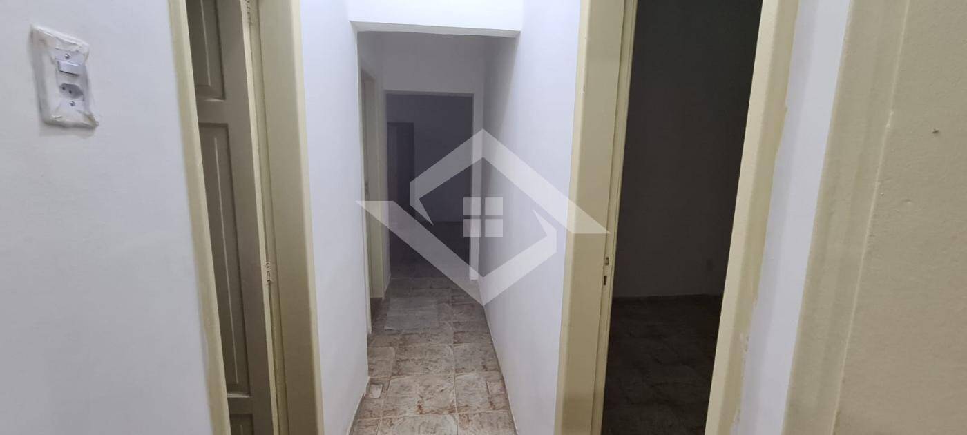 Casa à venda com 3 quartos, 80m² - Foto 27