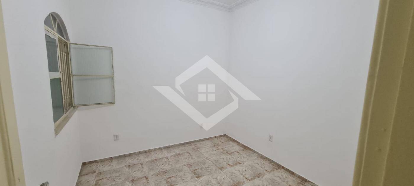 Casa à venda com 3 quartos, 80m² - Foto 26