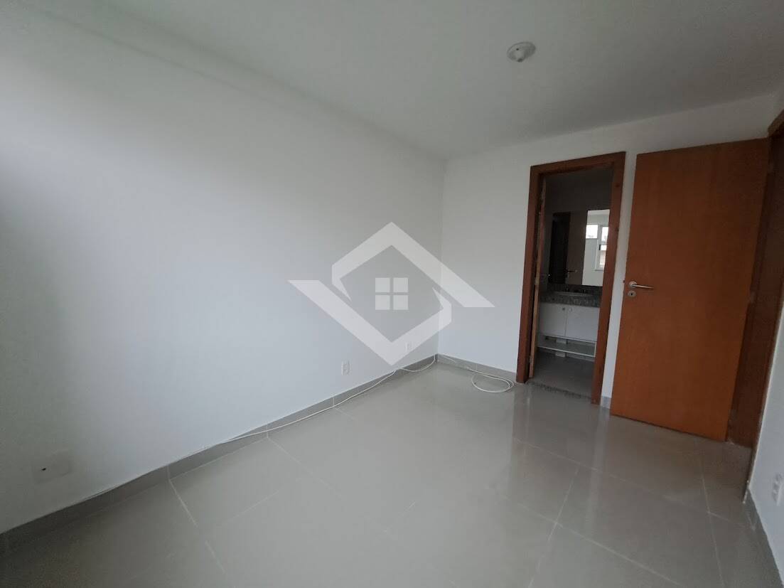 Apartamento à venda com 2 quartos, 60m² - Foto 15