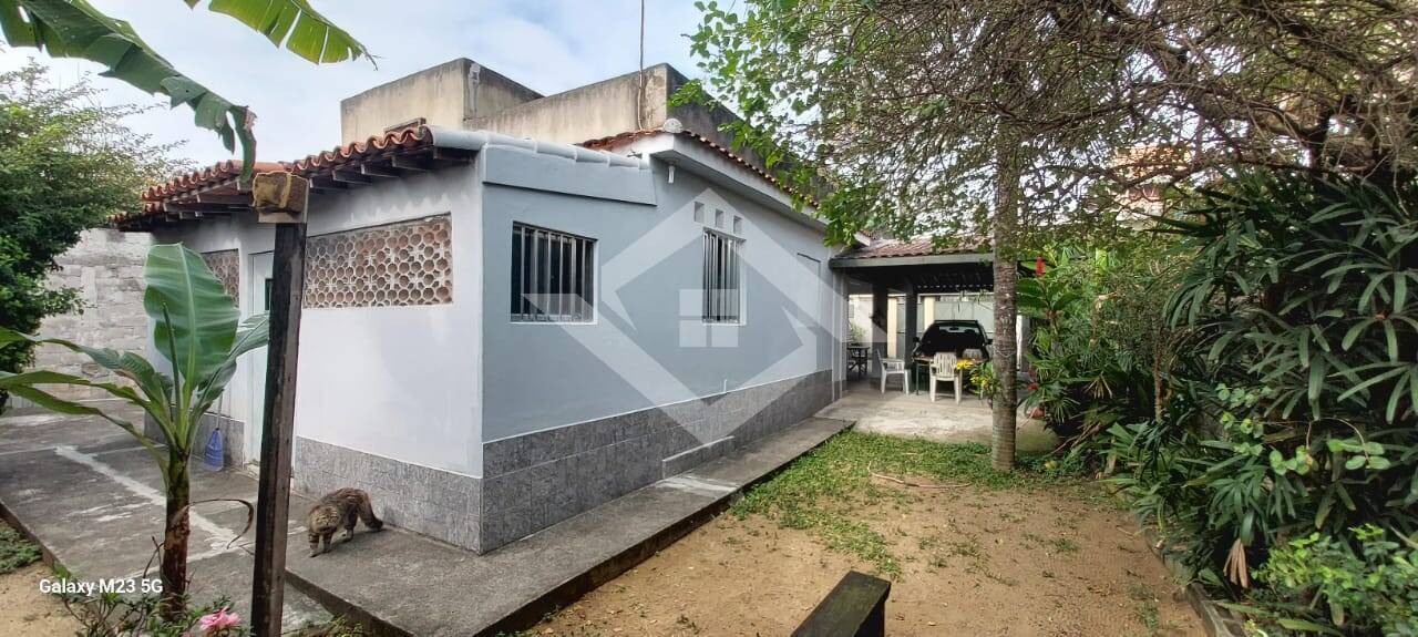 Casa à venda com 3 quartos, 180m² - Foto 4