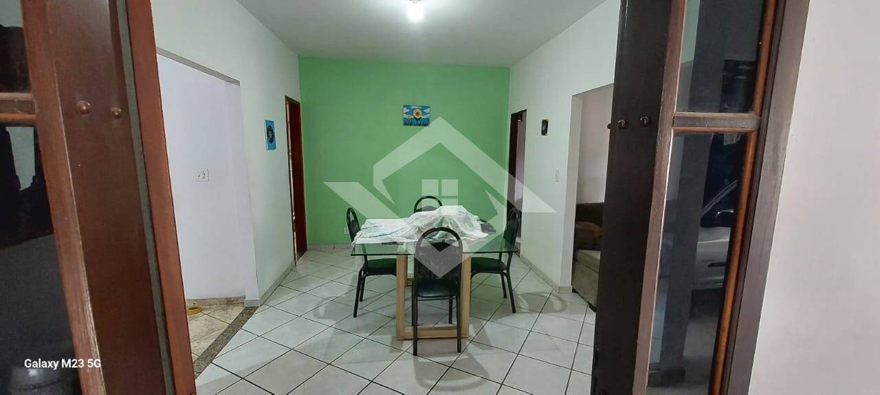 Casa à venda com 3 quartos, 180m² - Foto 6