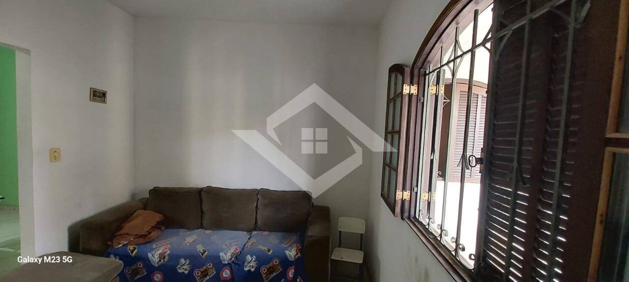 Casa à venda com 3 quartos, 180m² - Foto 8