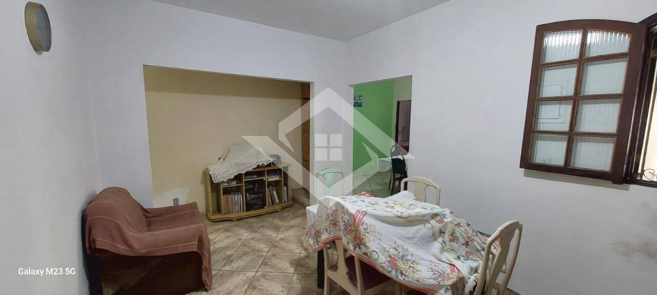 Casa à venda com 3 quartos, 180m² - Foto 19