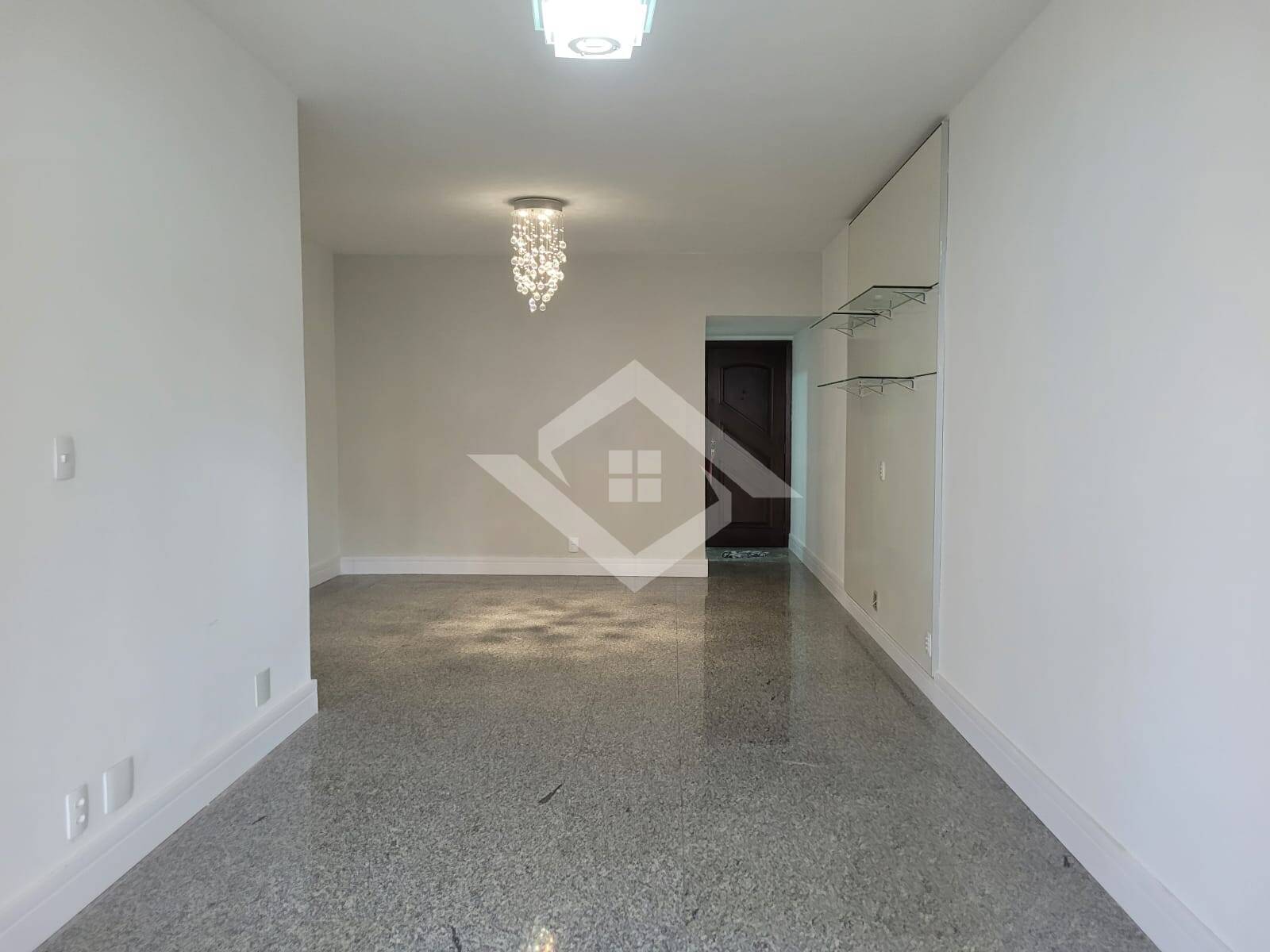 Apartamento para alugar com 3 quartos, 130m² - Foto 35