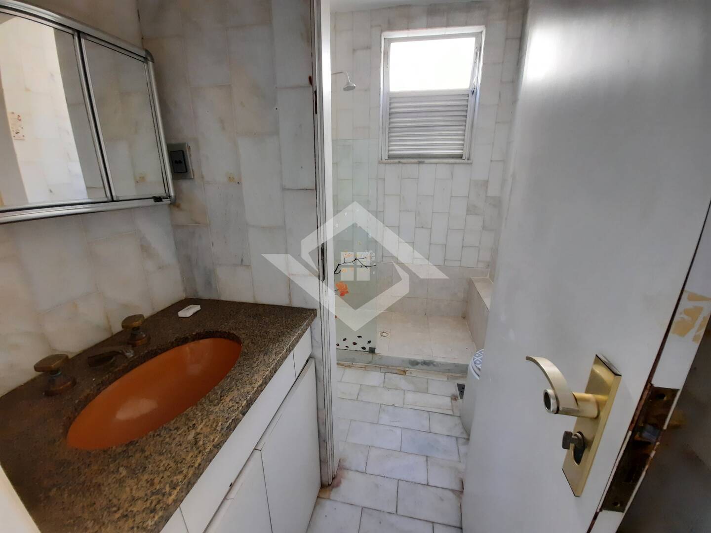 Apartamento à venda com 2 quartos, 85m² - Foto 8