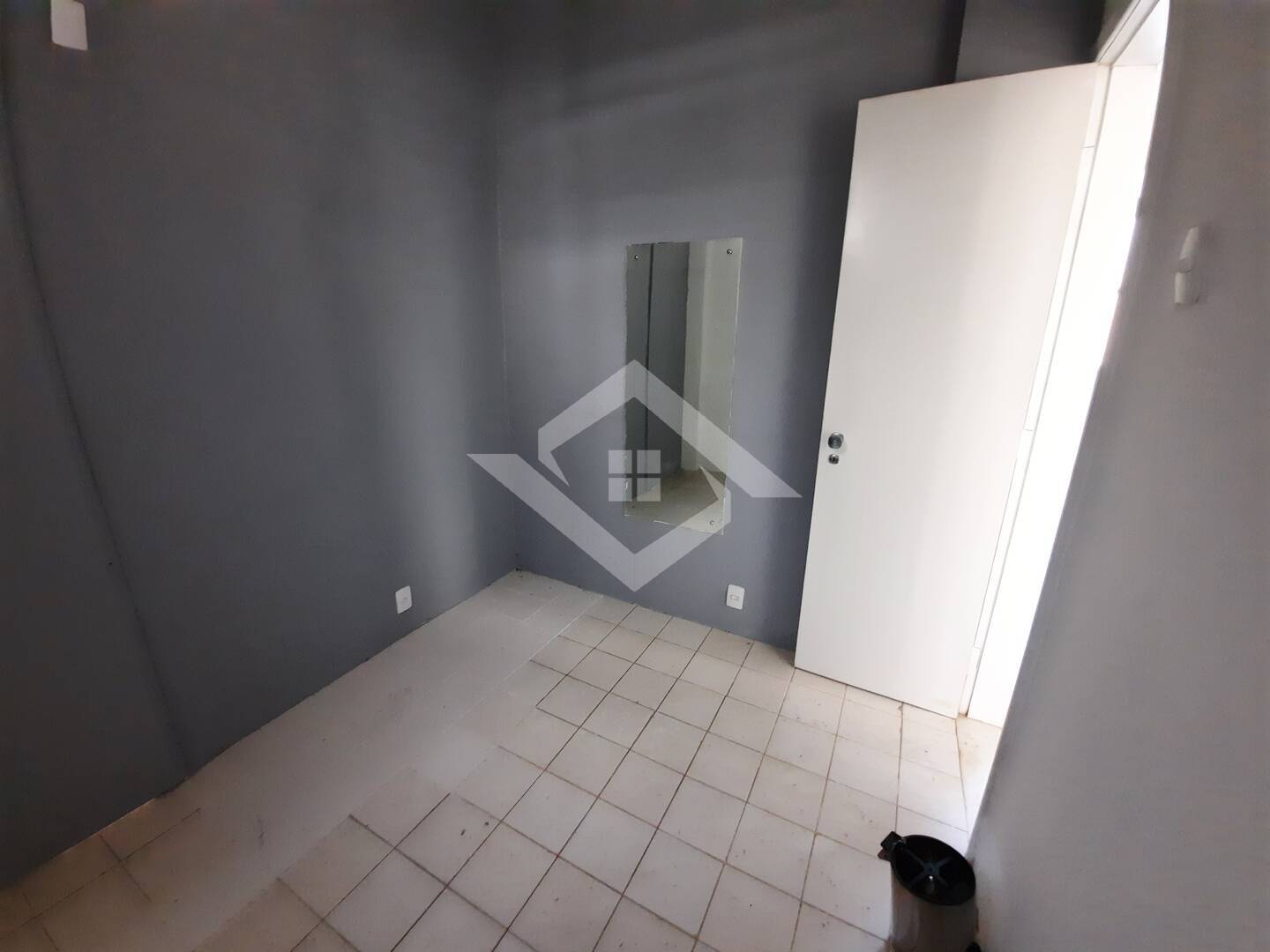 Apartamento à venda com 2 quartos, 85m² - Foto 13