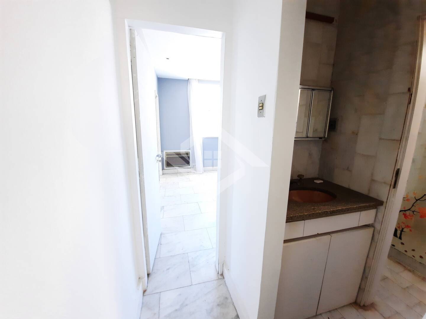 Apartamento à venda com 2 quartos, 85m² - Foto 14