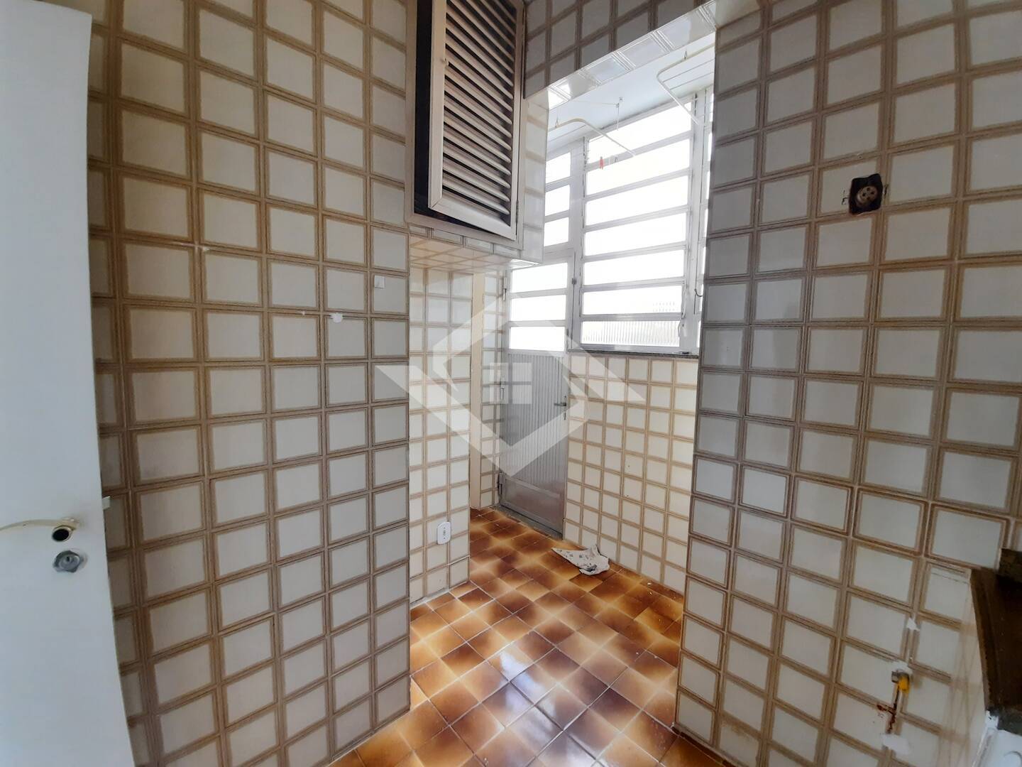 Apartamento à venda com 2 quartos, 85m² - Foto 19