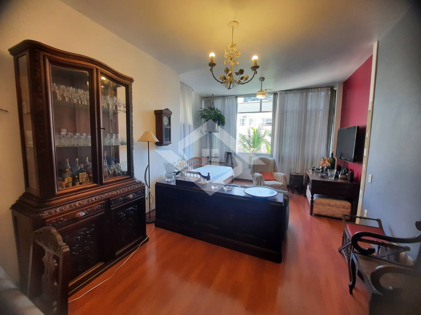 Apartamento à venda com 3 quartos, 120m² - Foto 1