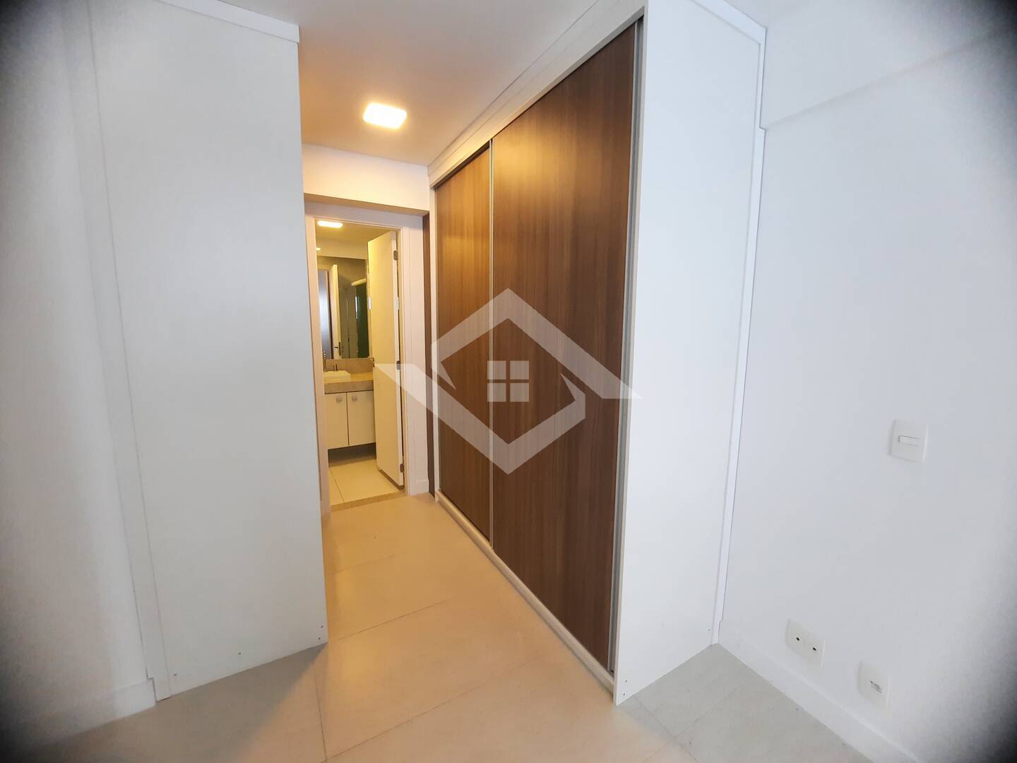 Apartamento à venda com 3 quartos, 101m² - Foto 18