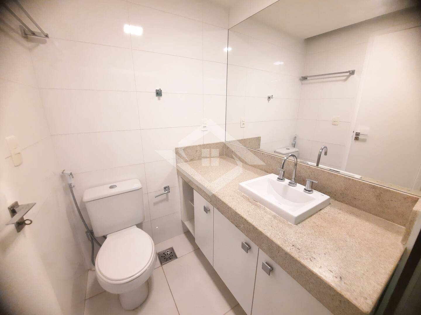 Apartamento à venda com 3 quartos, 101m² - Foto 19