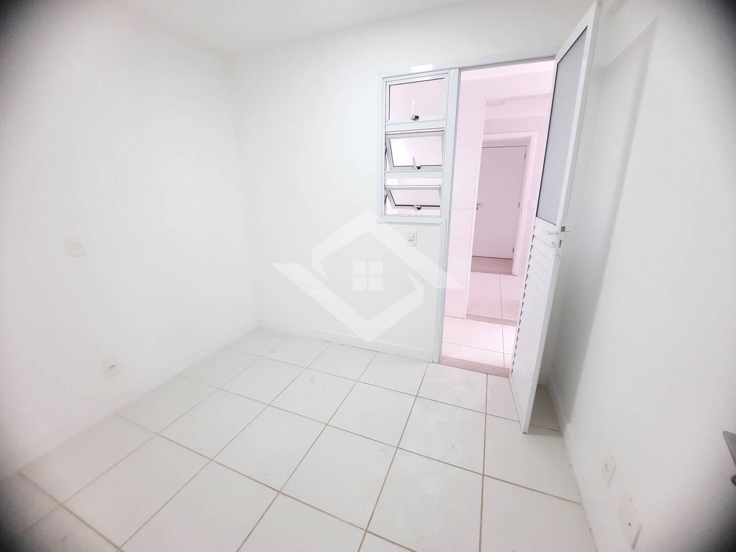 Apartamento à venda com 3 quartos, 101m² - Foto 28