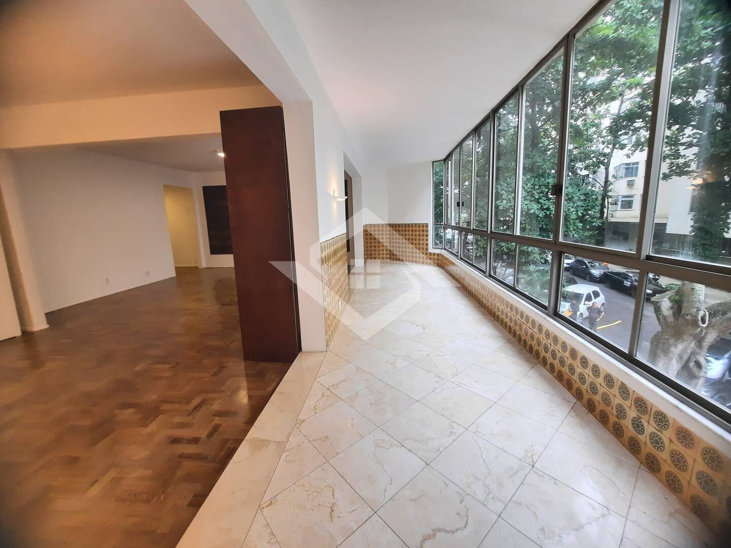 Apartamento à venda com 4 quartos, 270m² - Foto 10