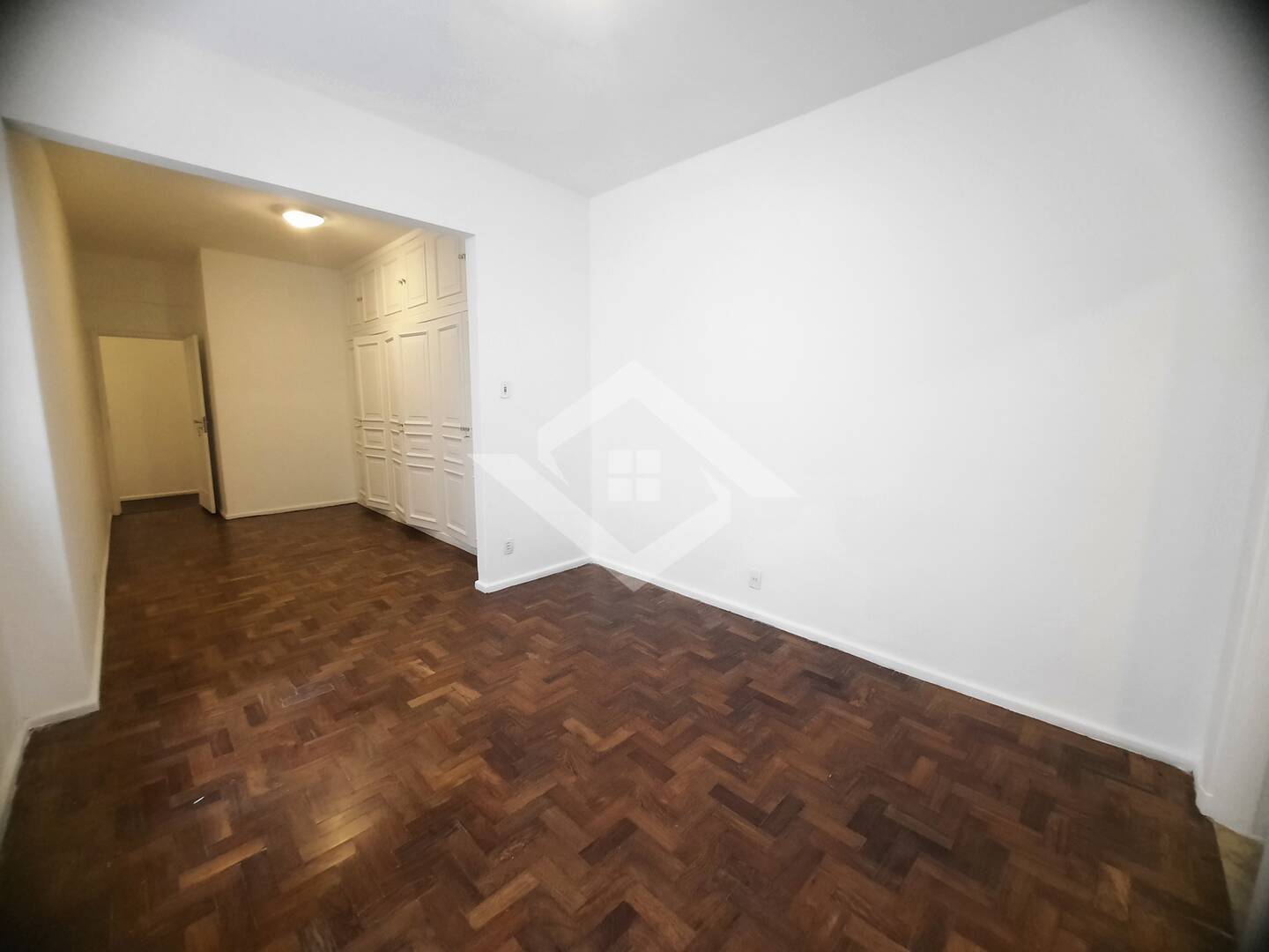 Apartamento à venda com 4 quartos, 270m² - Foto 29