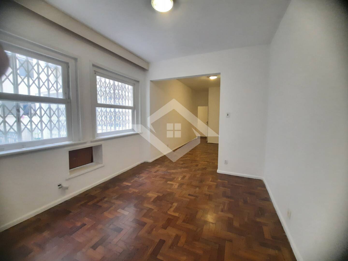 Apartamento à venda com 4 quartos, 270m² - Foto 37