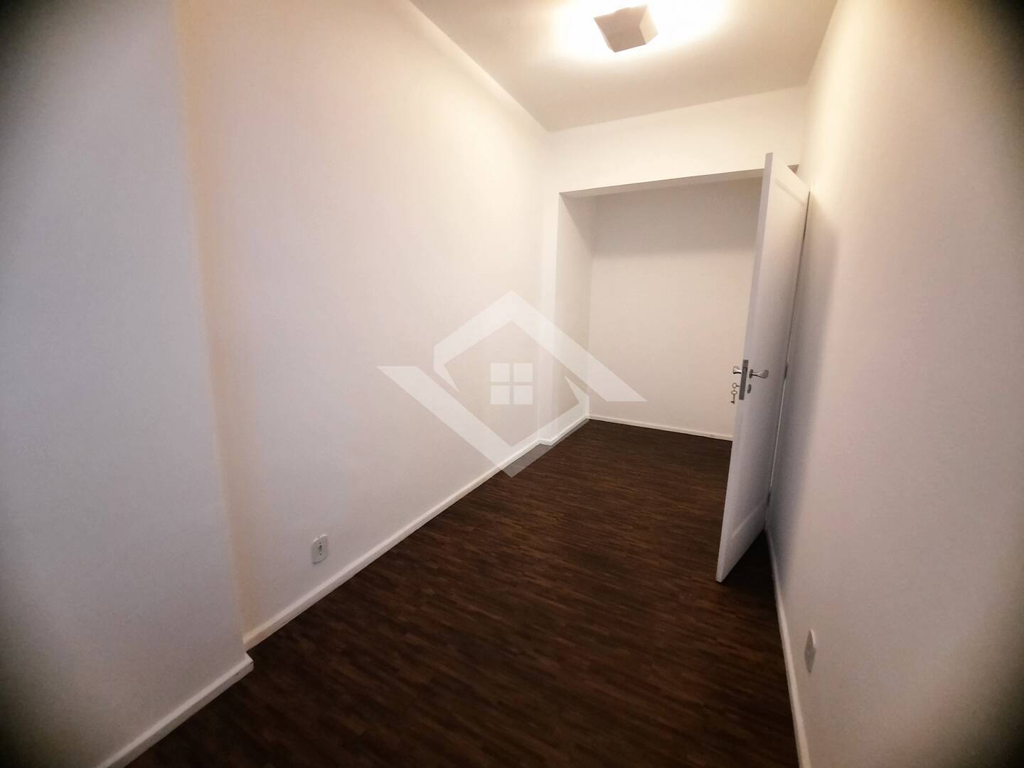 Apartamento à venda com 4 quartos, 270m² - Foto 40