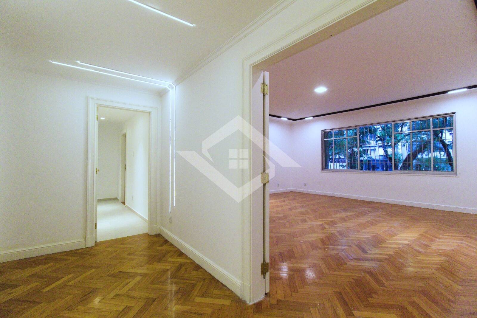 Apartamento à venda com 4 quartos, 320m² - Foto 6